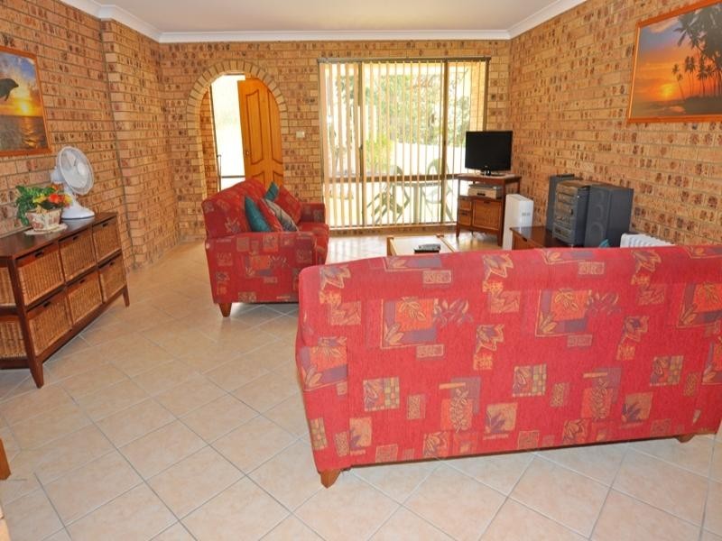 4/14 Davies Street, Mollymook NSW 2539