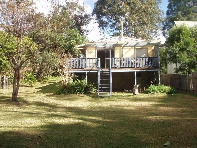 6 Lockhart Avenue, Mollymook NSW 2539