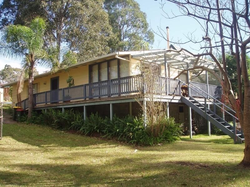 6 Lockhart Avenue, Mollymook NSW 2539