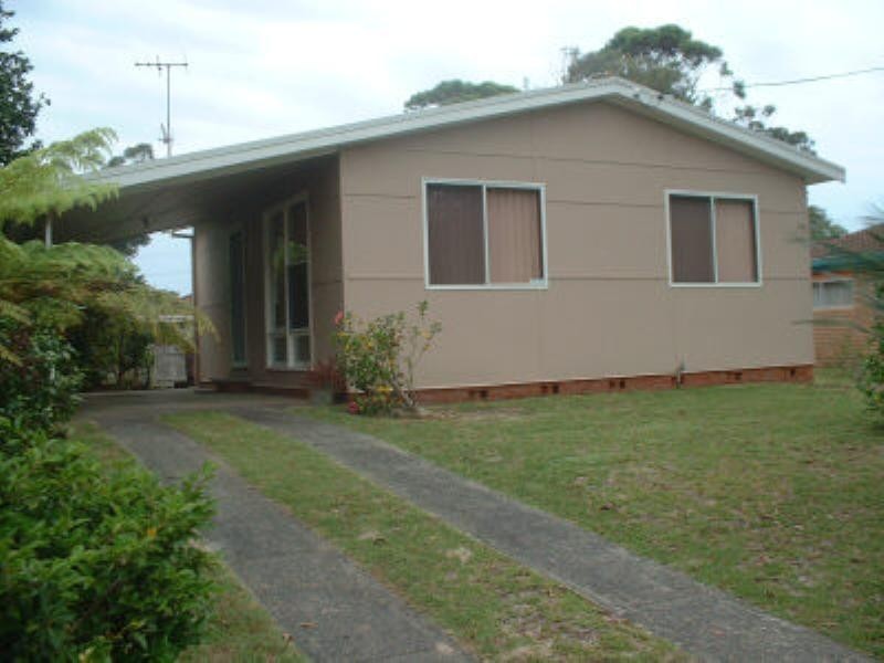 36 Bangalow Street, Narrawallee NSW 2539