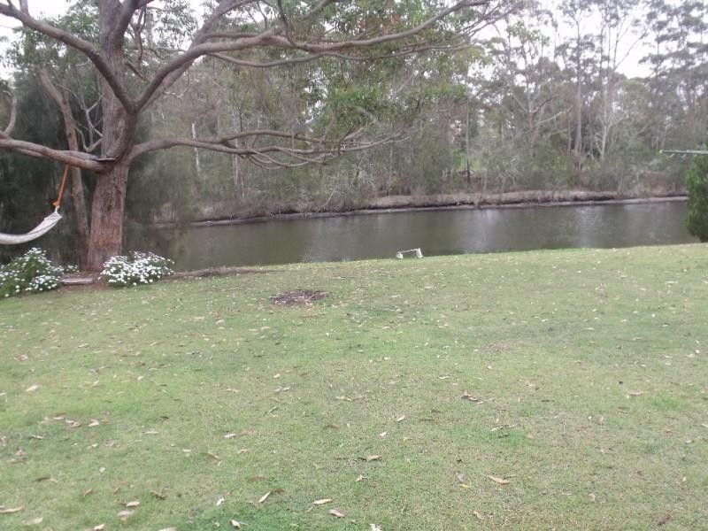 17 Conley Avenue, Lake Conjola NSW 2539