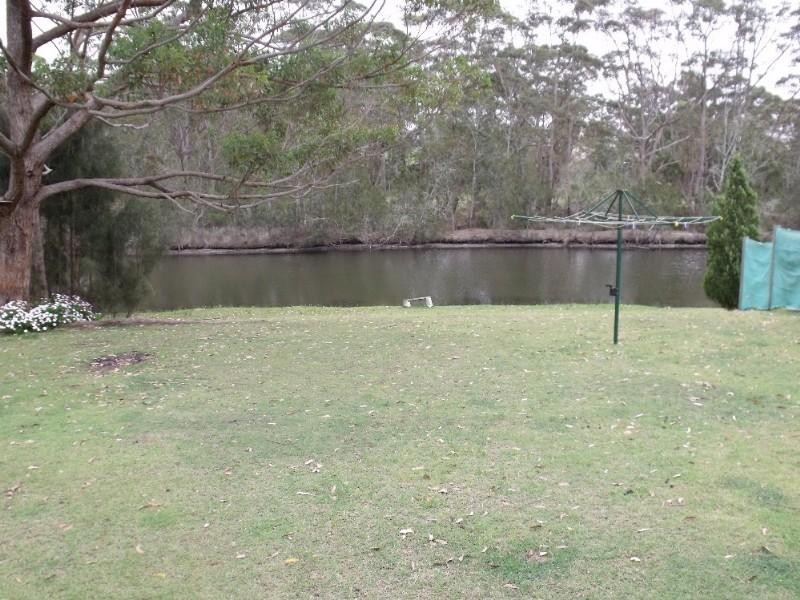 17 Conley Avenue, Lake Conjola NSW 2539