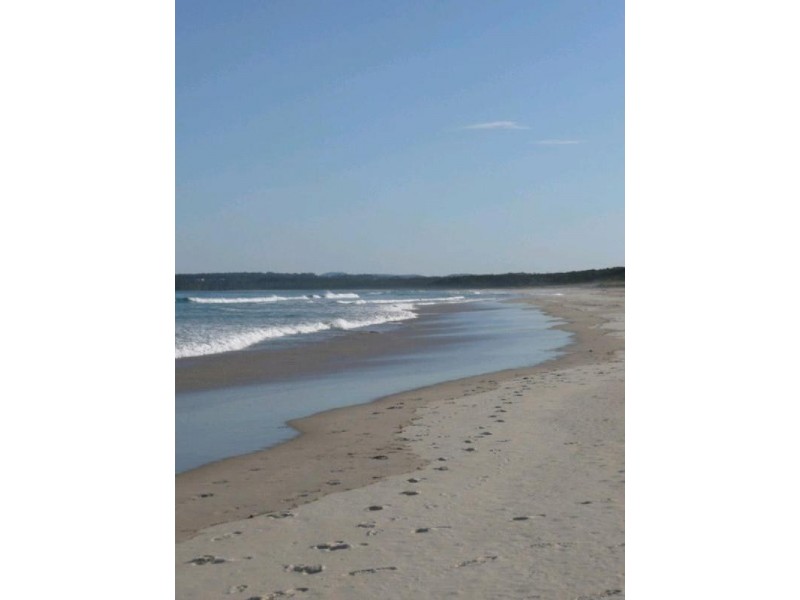 8 Conley Avenue, Lake Conjola NSW 2539