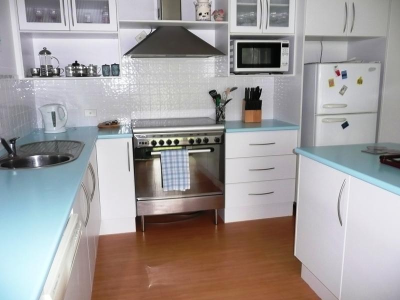 8 Conley Avenue, Lake Conjola NSW 2539