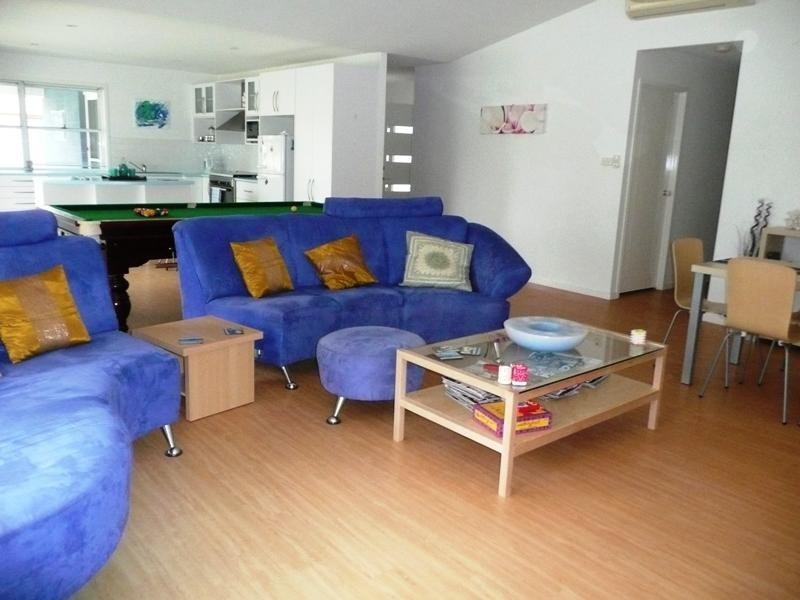 8 Conley Avenue, Lake Conjola NSW 2539