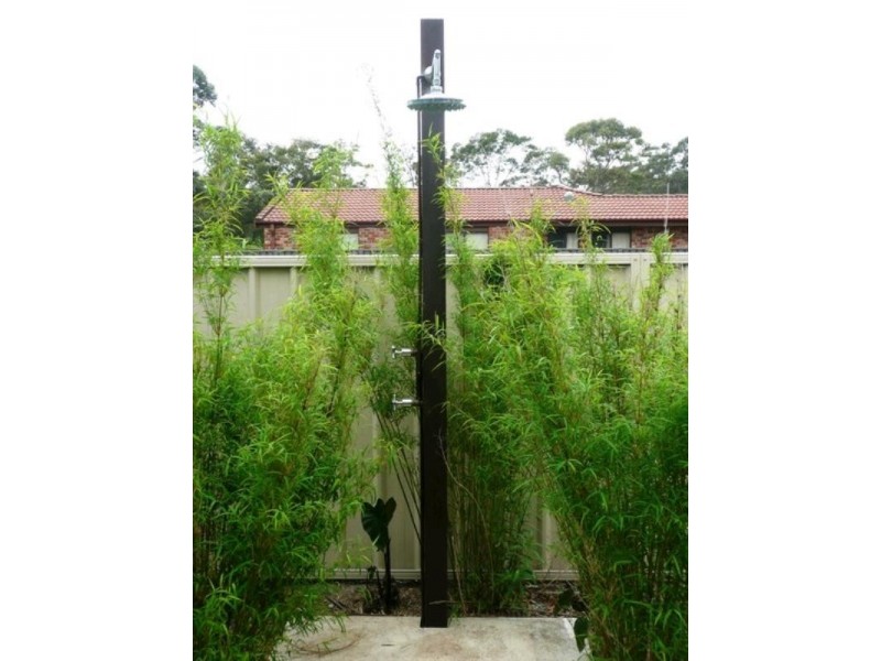 8 Conley Avenue, Lake Conjola NSW 2539