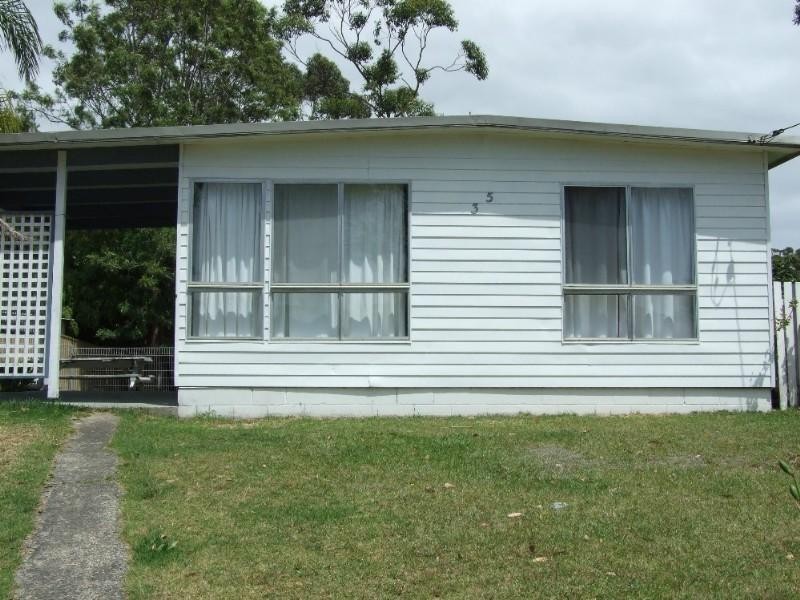 35 Bangalow Street, Narrawallee NSW 2539