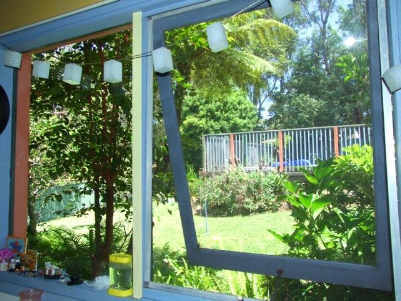 8 Ocean Street, Mollymook NSW 2539