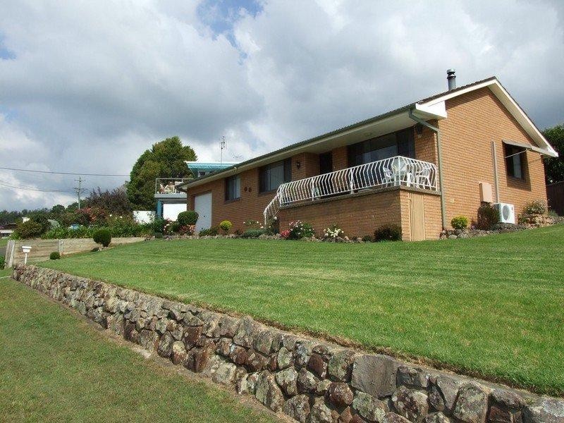 33 Kurrajong Crescent, Conjola Park NSW 2539