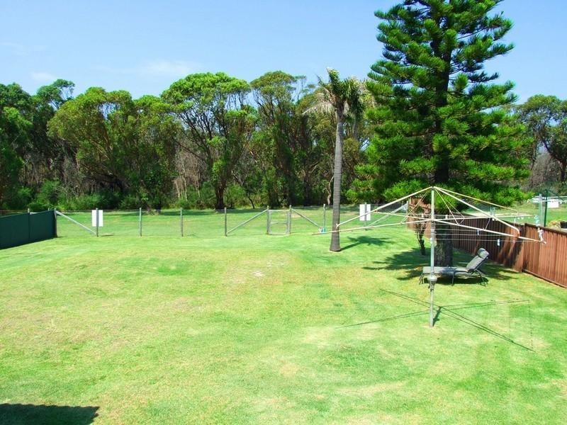 18 Princes Highway, Burrill Lake NSW 2539