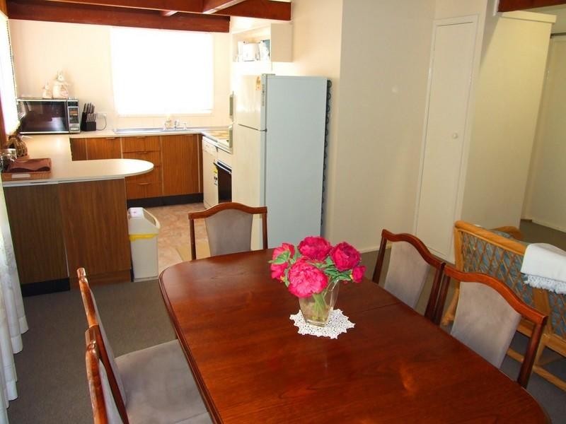 18 Princes Highway, Burrill Lake NSW 2539