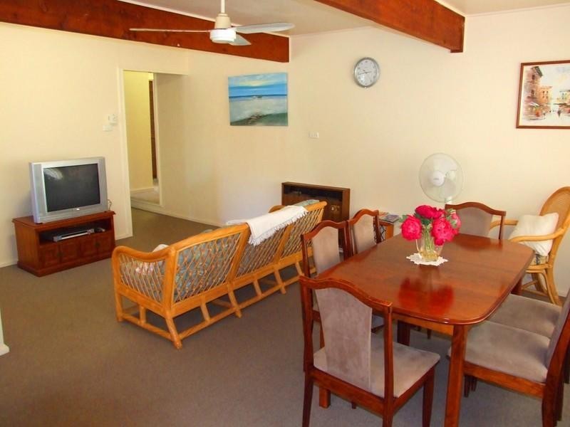 18 Princes Highway, Burrill Lake NSW 2539