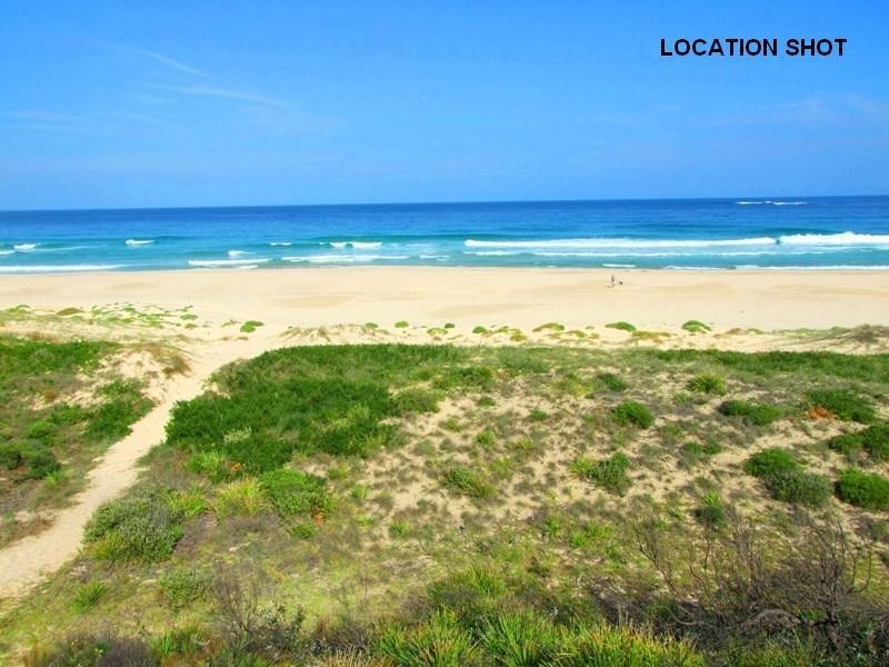 18 Princes Highway, Burrill Lake NSW 2539