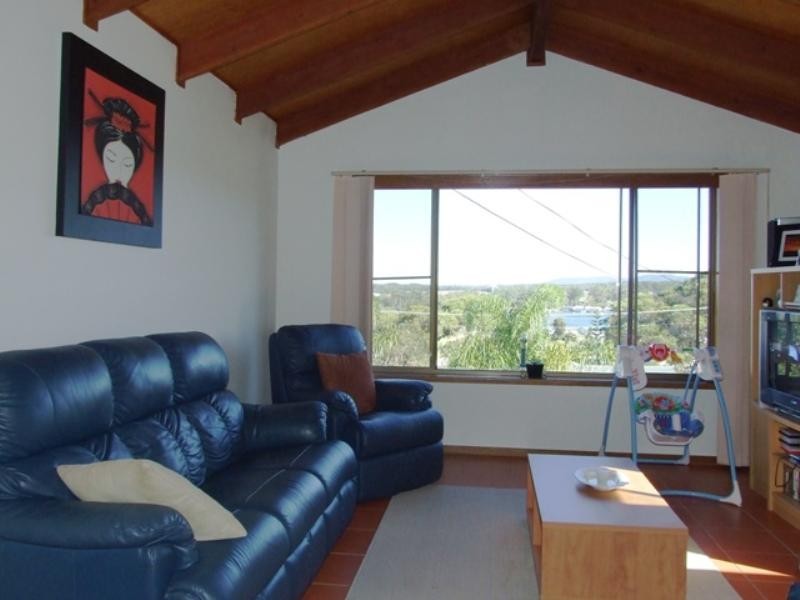 45 Canberra Crescent, Burrill Lake NSW 2539