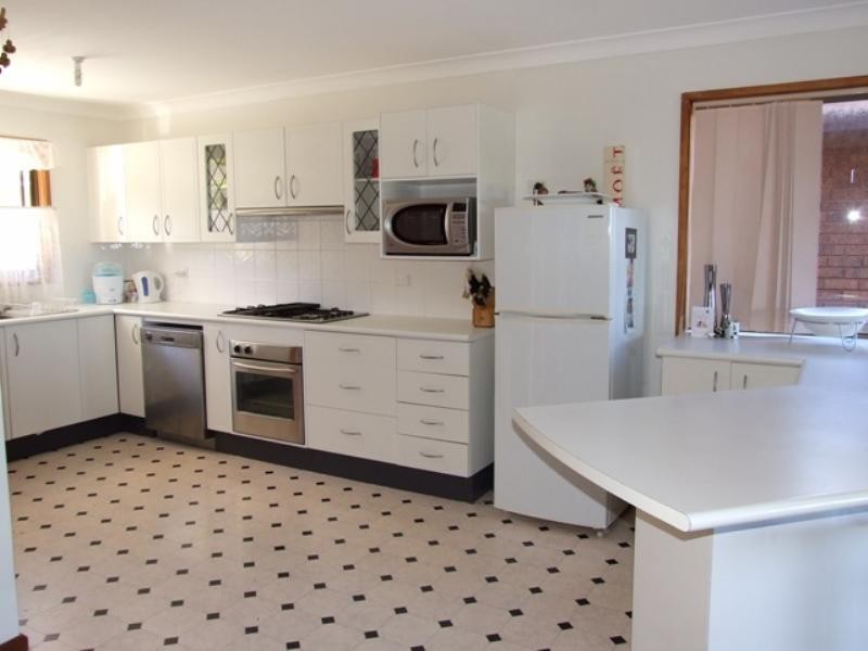 45 Canberra Crescent, Burrill Lake NSW 2539