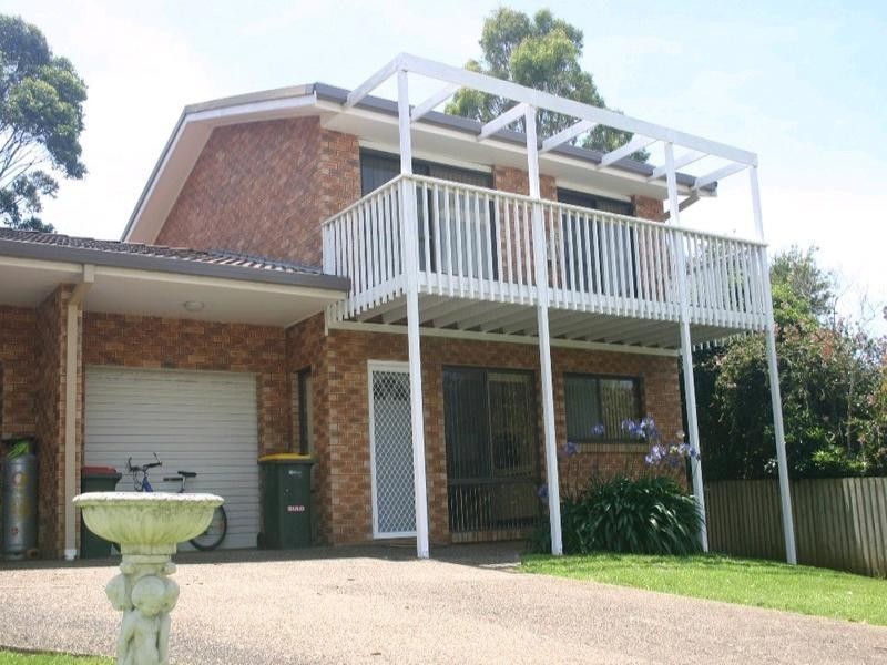 2/12 Niblick Avenue, Mollymook NSW 2539