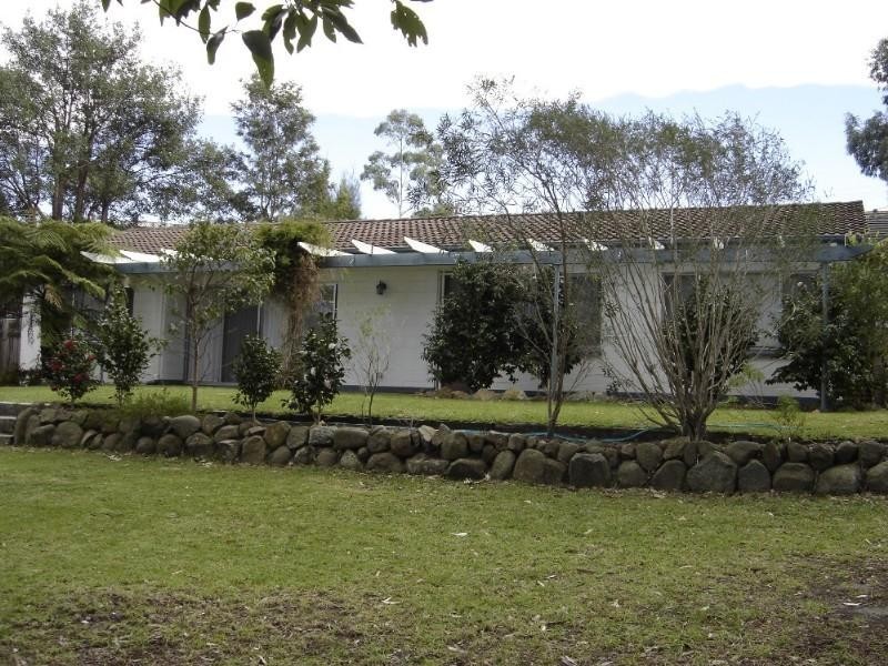 15 Latta Street, Mollymook NSW 2539