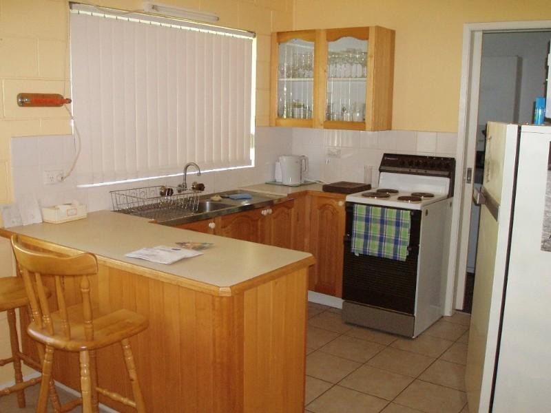 15 Latta Street, Mollymook NSW 2539