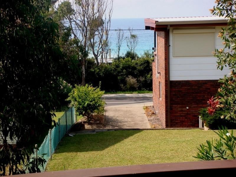 20 Donlan Road, Mollymook NSW 2539