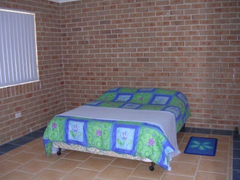 27 Bangalow Street, Narrawallee NSW 2539
