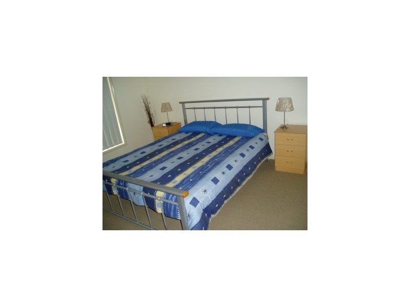 2 Hoylake Grove, Lake Conjola NSW 2539