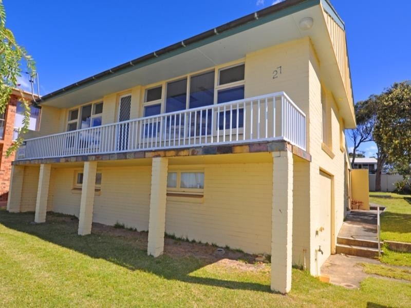 27 Seaside Parade, Dolphin Point NSW 2539