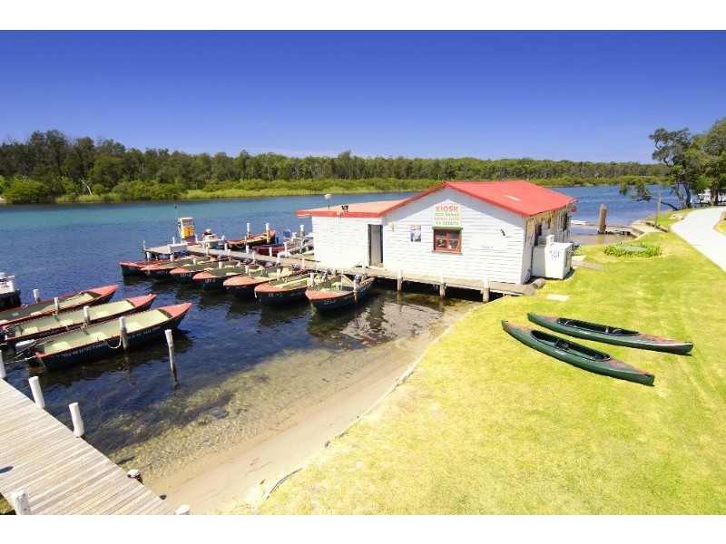 Marine Centre Jacobs Drive, Sussex Inlet NSW 2540