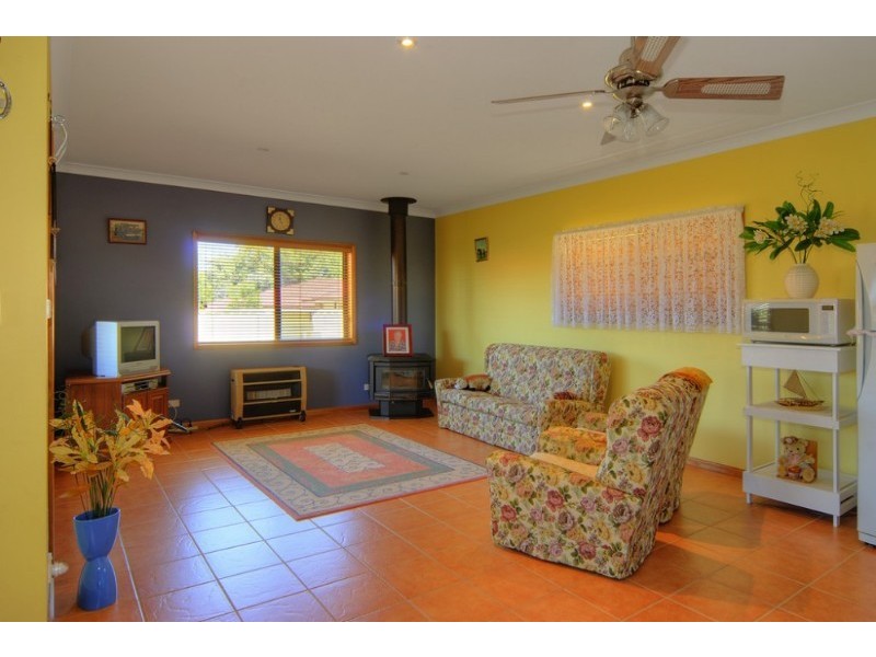 32 Walpole Avenue, Ulladulla NSW 2539