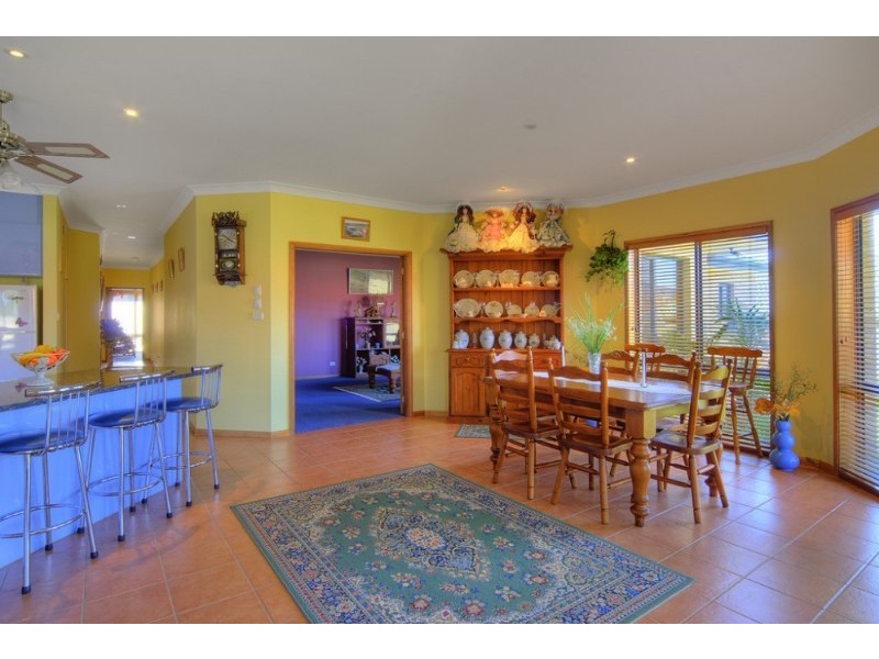 32 Walpole Avenue, Ulladulla NSW 2539