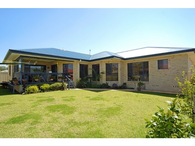 32 Walpole Avenue, Ulladulla NSW 2539