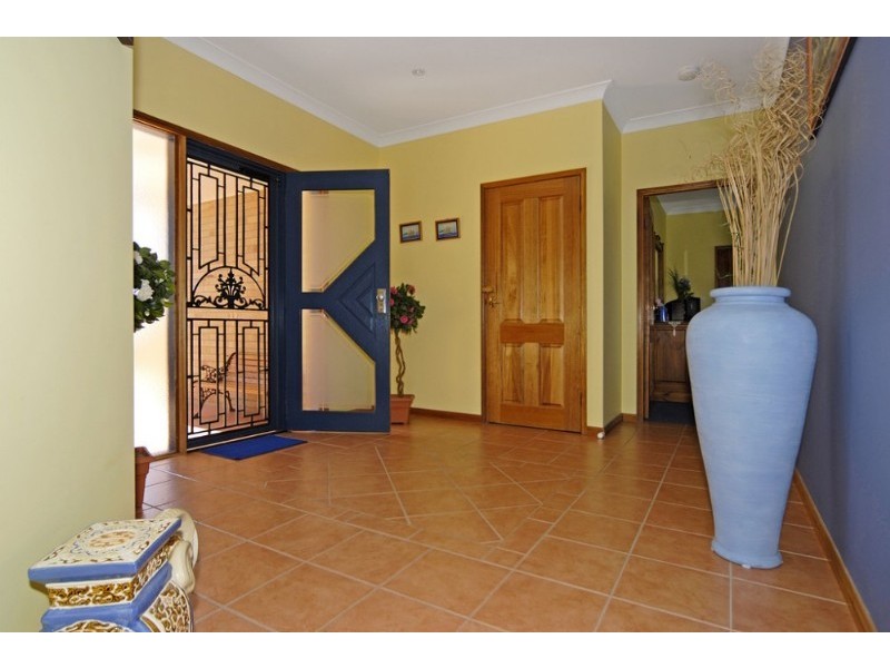 32 Walpole Avenue, Ulladulla NSW 2539