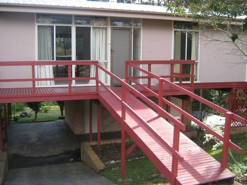 37 Buckland Street, Mollymook NSW 2539