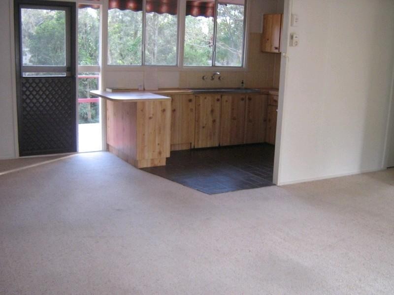 37 Buckland Street, Mollymook NSW 2539