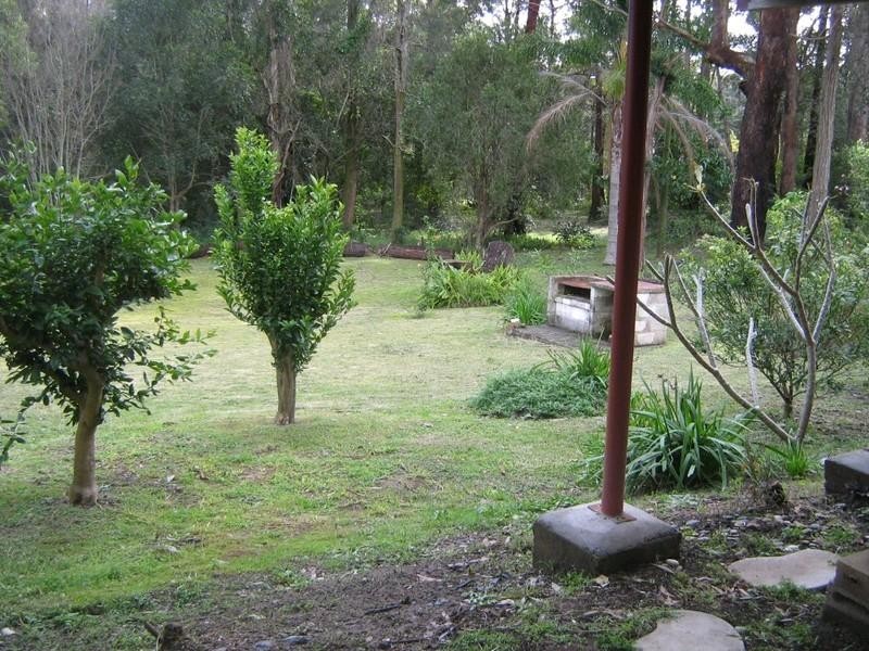 37 Buckland Street, Mollymook NSW 2539