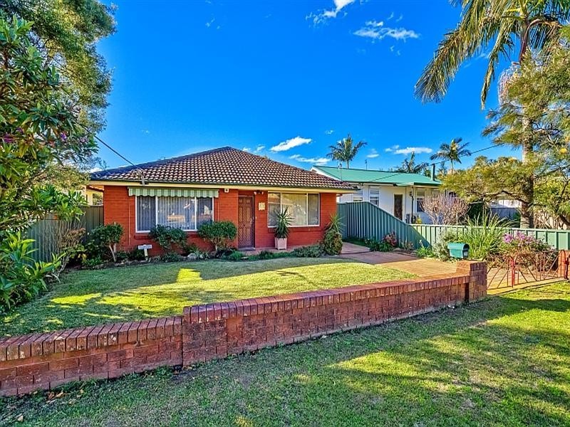 23 Pozieres Avenue, Umina Beach NSW 2257
