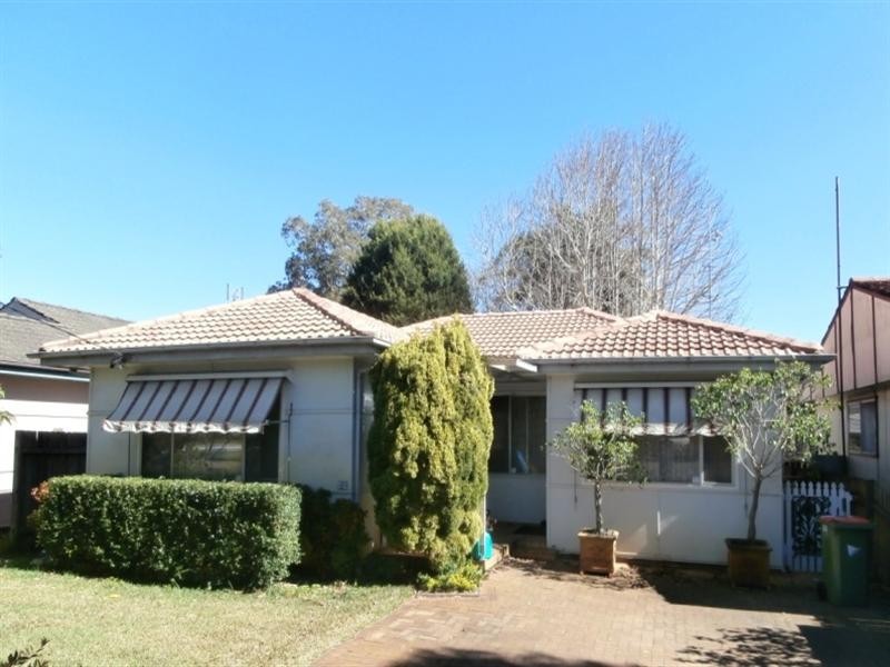 89 Trafalgar Avenue, Woy Woy NSW 2256