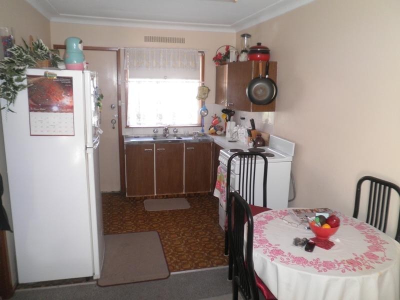 37 Angler Street, Woy Woy NSW 2256