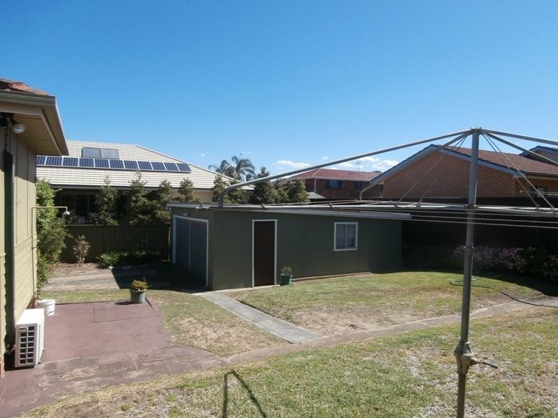 11 Rickard Street, Umina Beach NSW 2257