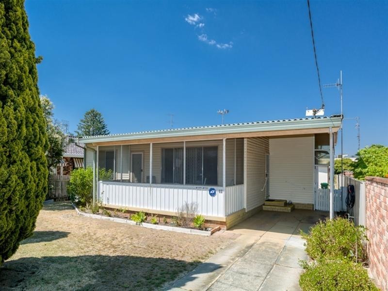 12 King Street, Umina Beach NSW 2257