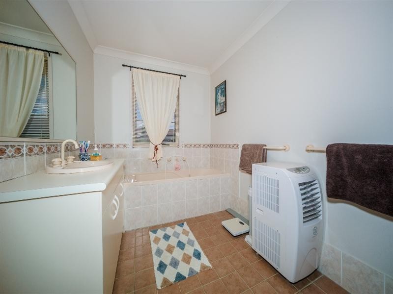 9 The Palisade, Umina Beach NSW 2257