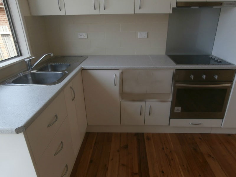 2/37 Angler Street, Woy Woy NSW 2256