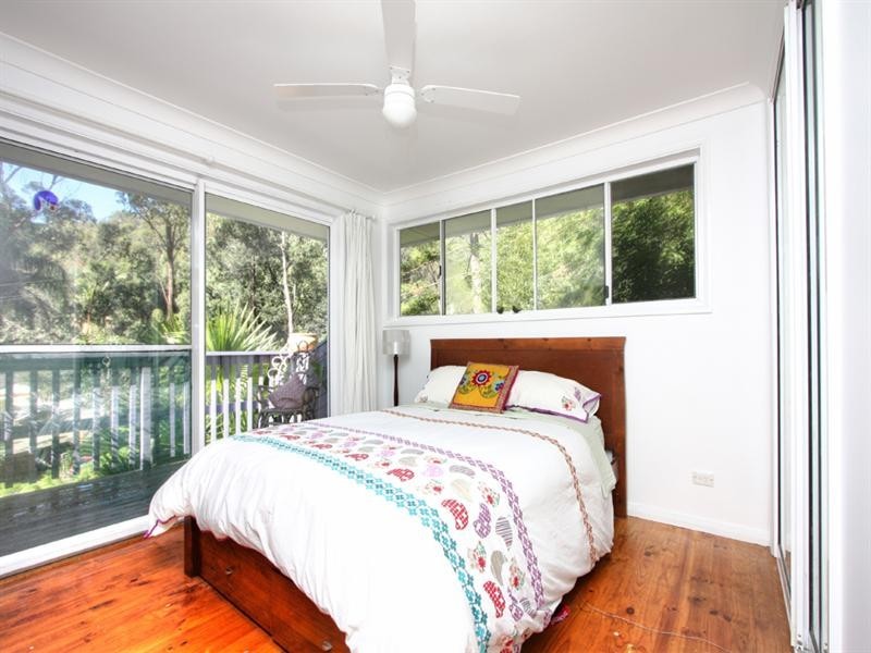 9 Palmtree Grove, Umina Beach NSW 2257