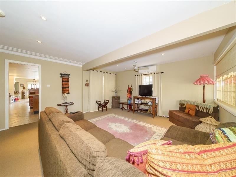 79 Osborne Avenue, Umina Beach NSW 2257