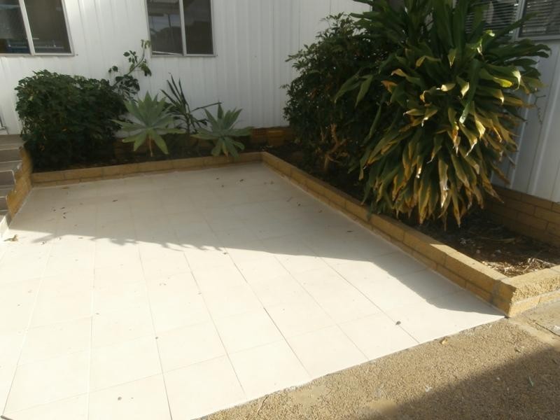 33 Honeysuckle Street, Umina Beach NSW 2257