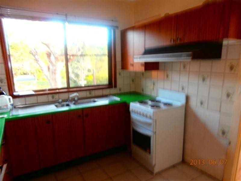 9 Cambridge Street, Umina Beach NSW 2257