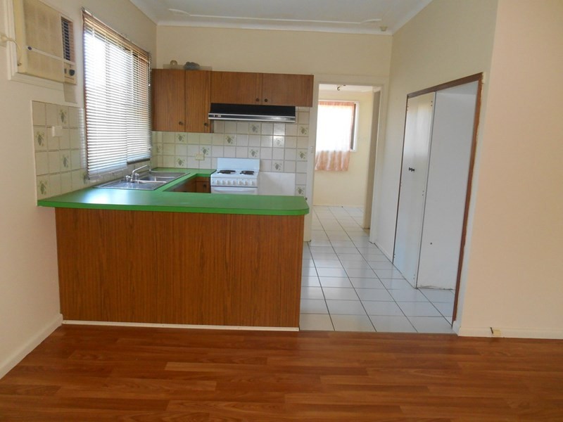 9 Cambridge Street, Umina Beach NSW 2257