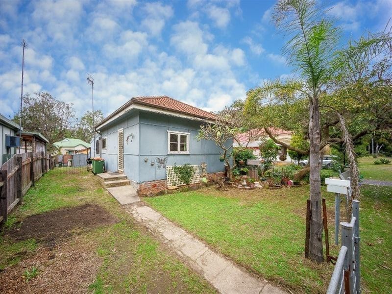 10 Sylvania Road, Umina Beach NSW 2257