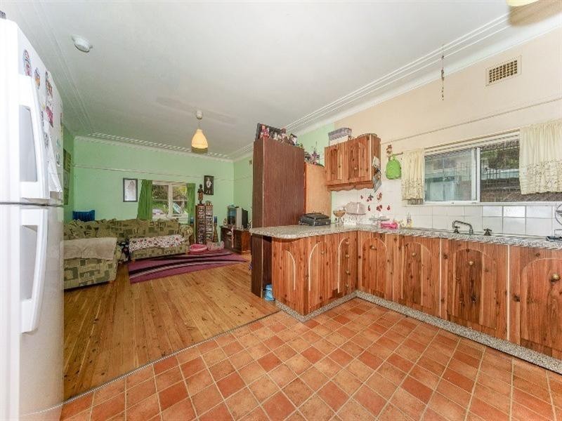 10 Sylvania Road, Umina Beach NSW 2257