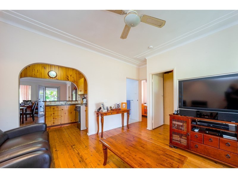 64 Birdwood Avenue, Umina Beach NSW 2257