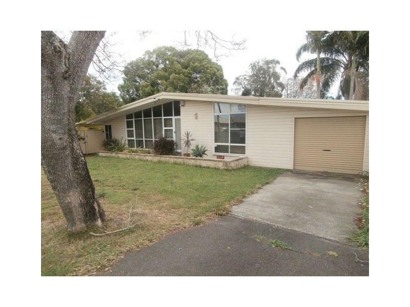 4 Melba Road, Woy Woy NSW 2256